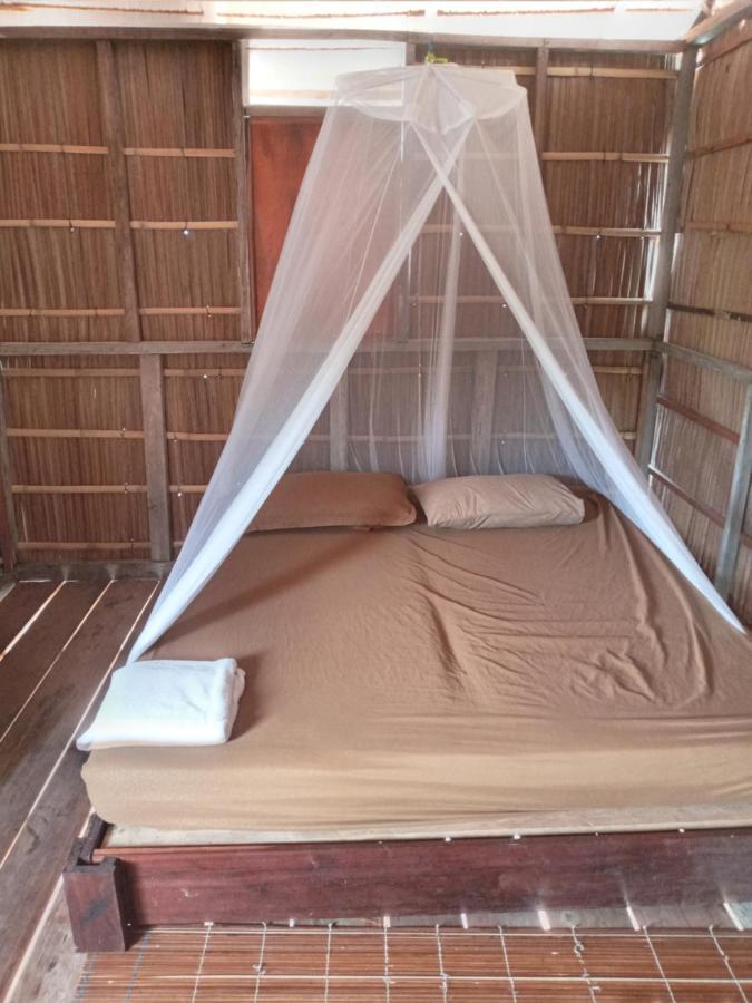 Arborek Diving Homestay R4 Besir Buitenkant foto