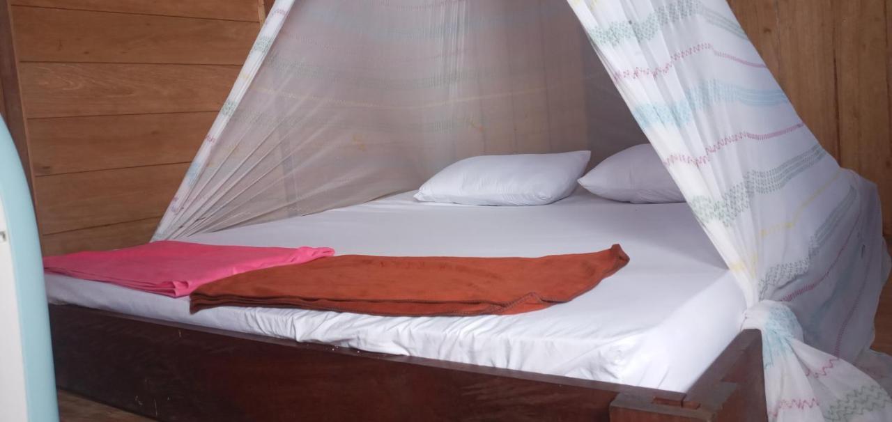 Arborek Diving Homestay R4 Besir Buitenkant foto