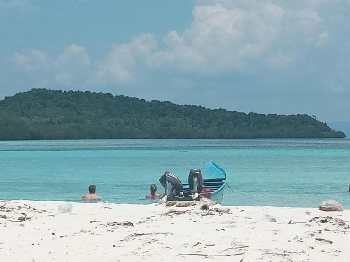 Arborek Diving Homestay R4 Besir Buitenkant foto