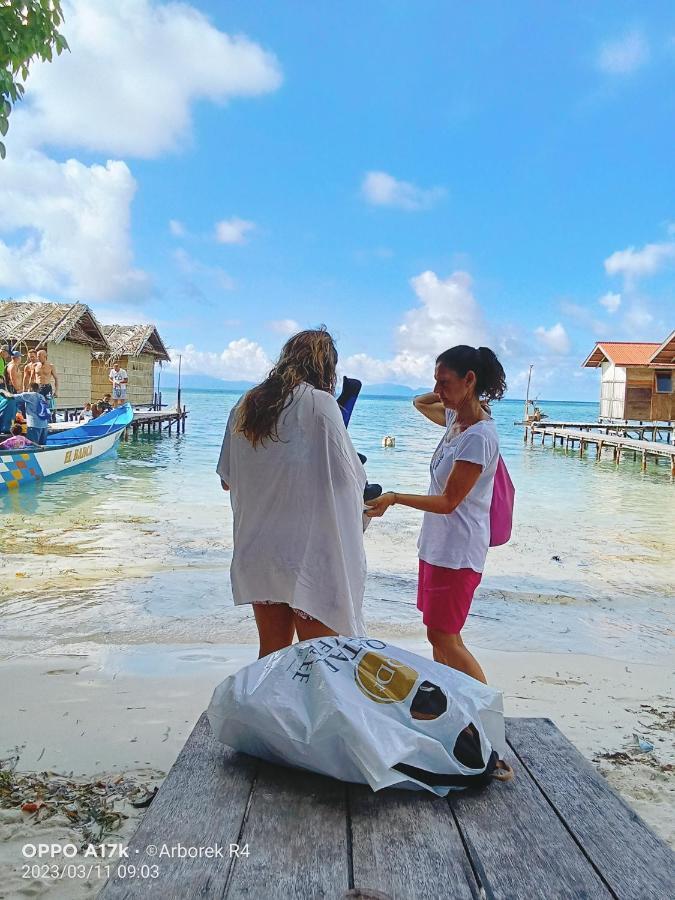 Arborek Diving Homestay R4 Besir Buitenkant foto
