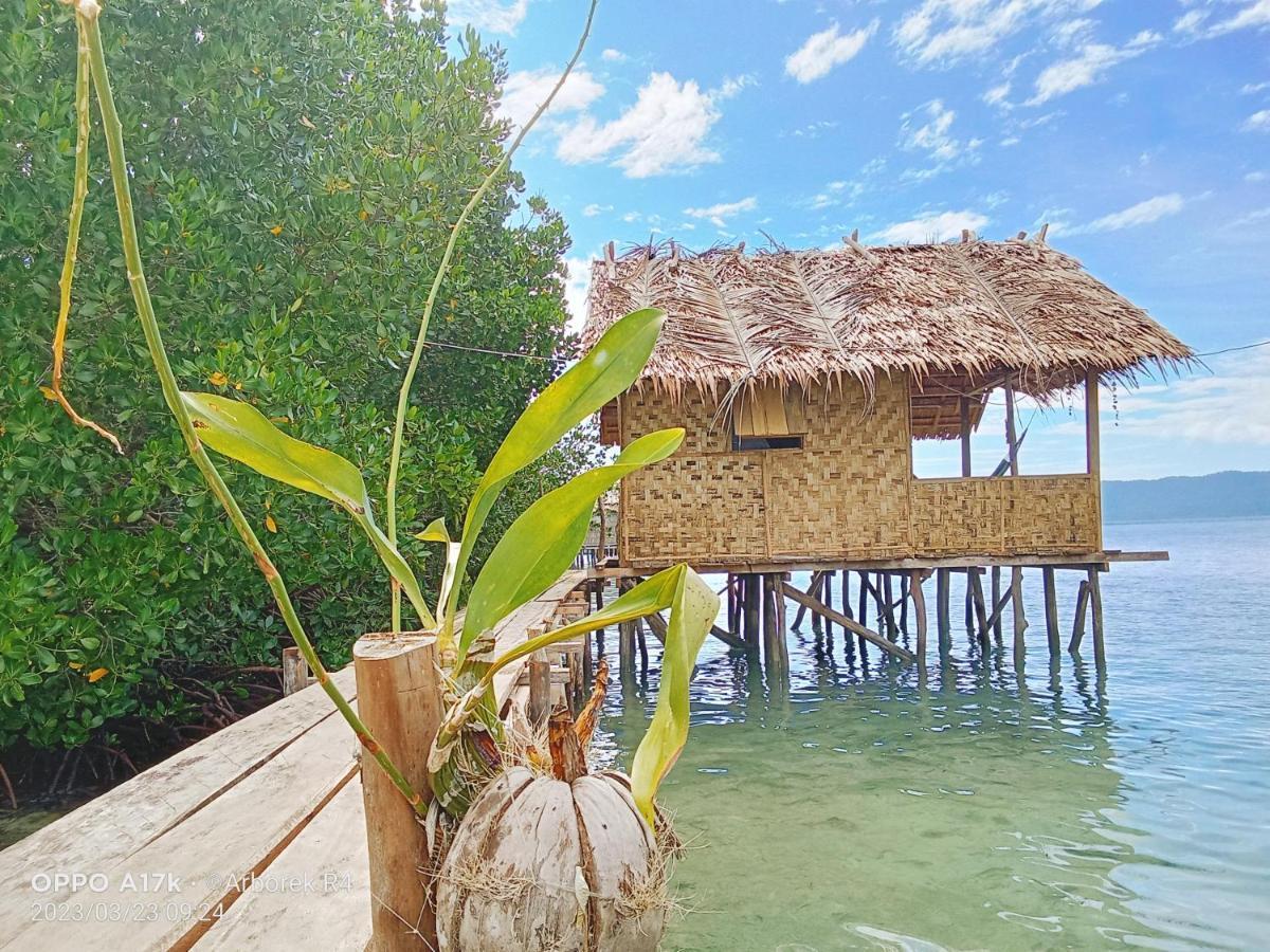 Arborek Diving Homestay R4 Besir Buitenkant foto